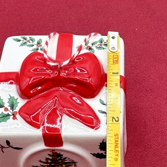 Spode Christmas Tree Ceramic Ornament - Red and Green - Picture 9 of 11